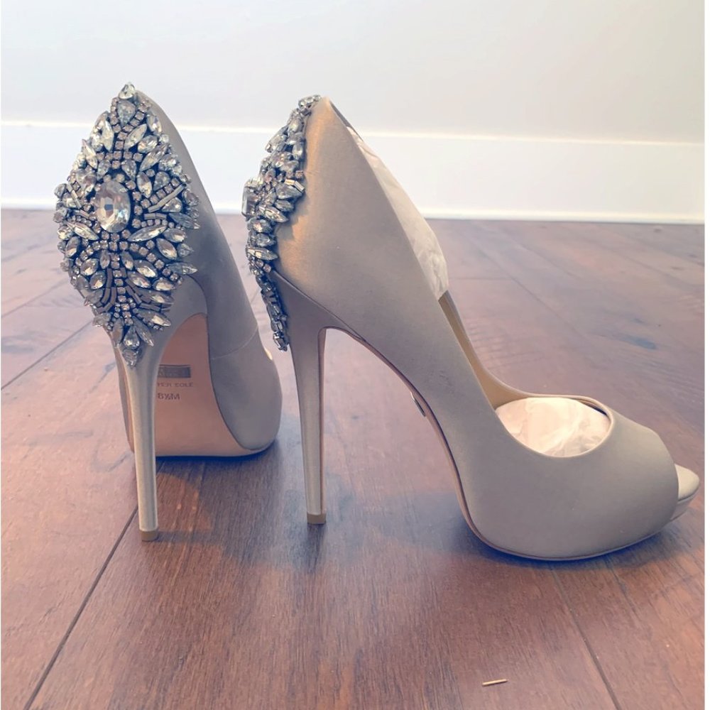 Badgley Mischka | KIARA EMBELLISHED PEEP-TOE PUMP